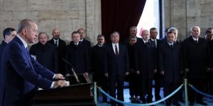 Ulu Önder Atatürk için Anıtkabir'de devlet töreni düzenlendi