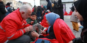 Türk Kızılay'dan Düzce'deki afetzedelere barınma ve beslenme desteği