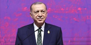 Cumhurbaşkanı Erdoğan'dan "Öğretmenler Günü" mesajı