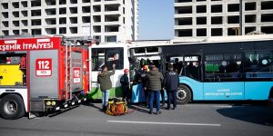 Kayseri'de belediye ve halk otobüsü çarpıştı, 29 kişi yaralandı