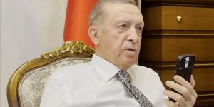 Cumhurbaşkanı Erdoğan depremin 248. saatinde enkazdan kurtarılan Aleyna'nın teyzesiyle görüştü