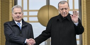 Cumhurbaşkanı Erdoğan, Finlandiya Cumhurbaşkanı Niinistö'yü resmi törenle karşıladı