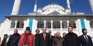 Cumhurbaşkanı Erdoğan, Barbaros Hayrettin Paşa Camisi'nde incelemelerde bulundu