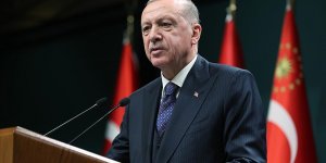 Cumhurbaşkanı Erdoğan, vefatının 30. yılında 8. Cumhurbaşkanı Turgut Özal'ı andı