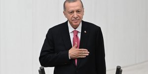 Cumhurbaşkanı Erdoğan, mazbatasını alarak TBMM'de yemin etti!