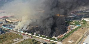 Manisa'daki fabrika yangını kontrol altına alındı