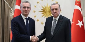 Erdoğan NATO Genel Sekreterlik görevi uzatılan Stoltenberg'i tebrik etti