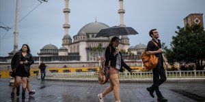 İstanbul'da sağanak aralıklarla etkili oluyor