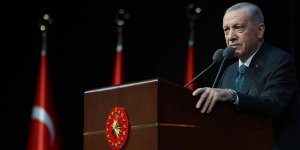 Erdoğan: Önceliklerimizin en başında Türkiye'yi darbe anayasasından kurtarmak var