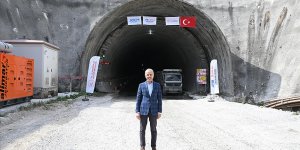 Ankara-İzmir Hızlı Tren Hattı bir yıl erken bitirilerek 2027'de hizmete girecek