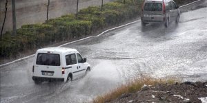 Eskişehir'de sağanak etkili oldu