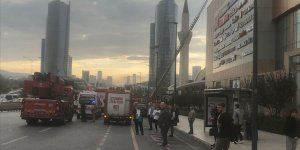 Maltepe'de bir AVM'de çıkan yangın söndürüldü!