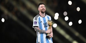 Messi'nin 2022 Dünya Kupası'nda giydiği formalar müzayedeye çıkacak!