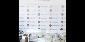 Bolat, Esendere'de 119,7 kilogram afyon sakızı cinsi uyuşturucu ele geçirildiğini bildirdi