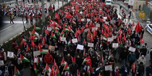 Ankara'da binlerce kişinin katılımıyla "Büyük Gazze Yürüyüşü ve Mitingi" düzenlendi