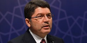 Bakan Tunç, örgüt propagandası ve dezenformasyon içerikli paylaşım yapan kişinin tutuklandığını bildirdi