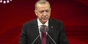 Erdoğan, Özel'den kazandığı tazminatı Mehmetçik Vakfı'na bağışladı