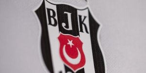 Beşiktaş'ta genç futbolcu Mustafa Erhan Hekimoğlu'nun sözleşmesi yenilendi