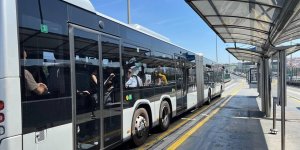 İstanbullulardan sıcak havada metrobüs klimalarının çalışmamasına tepki