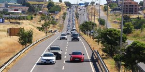 İstanbul-Tekirdağ kara yolunda bayram yoğunluğu