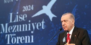 Cumhurbaşkanı Erdoğan, NUN Okullarında torununun mezuniyet törenine katıldı