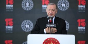 Cumhurbaşkanı Erdoğan: Milletimizin tanklara ve silahlara karşı verdiği destansı mücadeleyi iftiharla hatırlıyoruz
