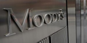 Moody's Türkiye'nin kredi notunu iki kademe artırdı