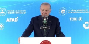 Cumhurbaşkanı Erdoğan: Milletimizin teveccühüne layık olmak için gece gündüz koşturuyoruz