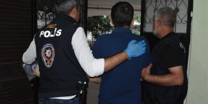 Mersin'de "müstehcen yayın" iddiasıyla yakalanan 12 zanlıdan 5'i tutuklandı