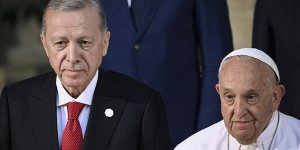 Cumhurbaşkanı Erdoğan, Papa Franciscus ile telefonda görüştü