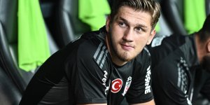 Semih Kılıçsoy, sakatlığı nedeniyle A Milli Futbol Takımı'nın aday kadrosundan çıkarıldı