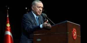 Erdoğan: Gençlerimizin sosyal medyanın karanlık dehlizlerinde yitip gitmelerine seyirci kalamayız