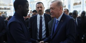 Cumhurbaşkanı Erdoğan, cuma namazını Büyük Çamlıca Camisi'nde kıldı