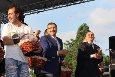 14'üncü Merkez Efendi Mesir Macunu Festivali başladı