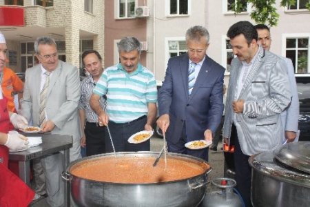 19. Geleneksel Topçam Şenlikleri'nde 10 bin kişilik melemen yapıldı