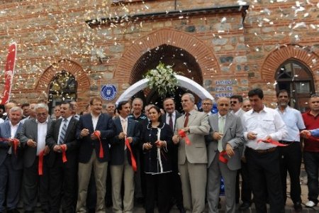 550 yıllık İncirli Hamamı kültür merkezi olarak hizmette