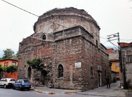 550 yıllık İncirli Hamamı kültür merkezi olarak hizmette