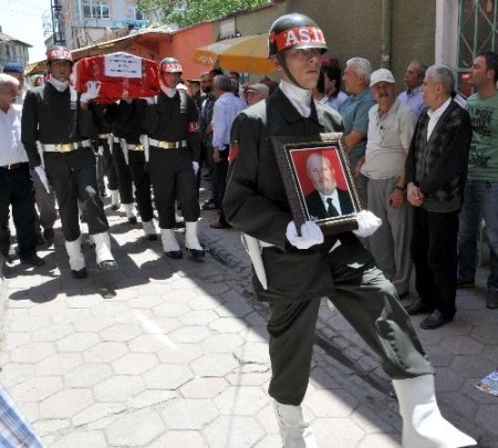 60 yıl şarapnel parçasıyla yaşayan gazi vefat etti