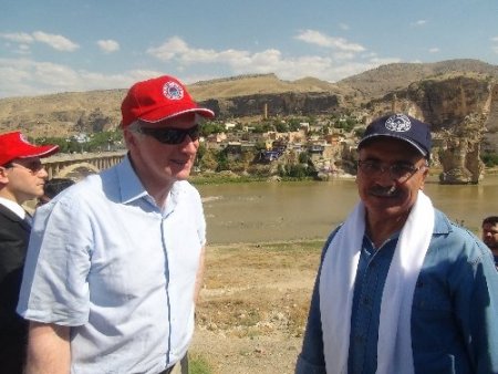 ABD Büyükelçisi Ricciardone, Hasankeyf'i gezdi