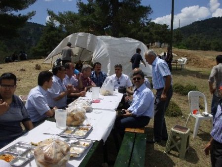 Acıpayam'da vatandaşlar yağmur duasında buluştu