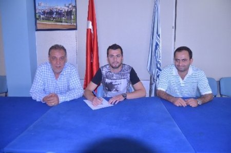 Adana Demirspor Burak Keskin ile anlaştı