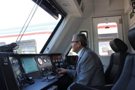 Adana–Mersin arasına 256 yolcu kapasiteli yeni dizel tren seti devreye girdi