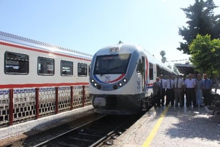 Adana–Mersin arasına 256 yolcu kapasiteli yeni dizel tren seti devreye girdi