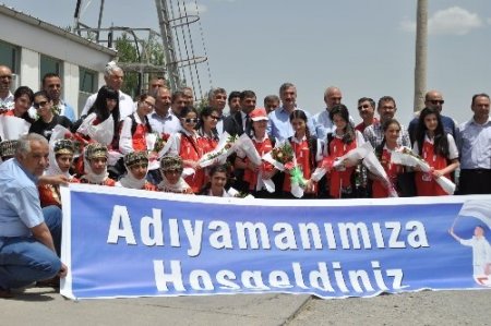 Adıyaman'da Türkçe Olimpiyatları coşkusu yaşandı