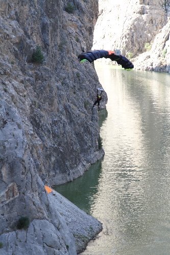 Adrenalin tutkunları Kemaliye’de buluştu