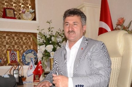 AK Parti'li Bayraktar: Başkan Akaydın’ın üzerinde baskı mı var