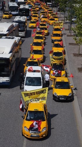 Ankara'da taksici esnafı ‘Gezi eylemleri bitsin' diye konvoy yaptı