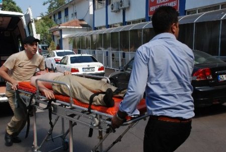 Askeri alanda yangın çıktı, 8 asker dumandan etkilendi