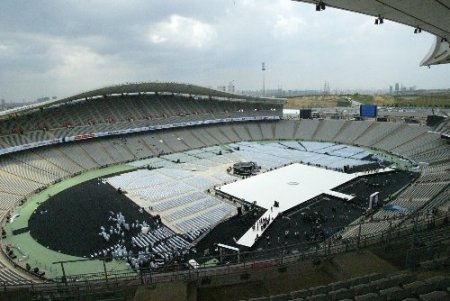 Atatürk Olimpiyat Stadı şölen gecesine hazır