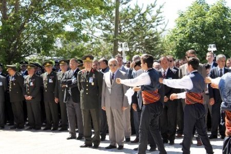 Atatürk’ün Sivas’a gelişinin 94. yıl dönümü törenle kutlandı